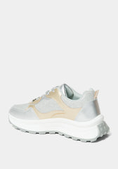 Della Sneaker